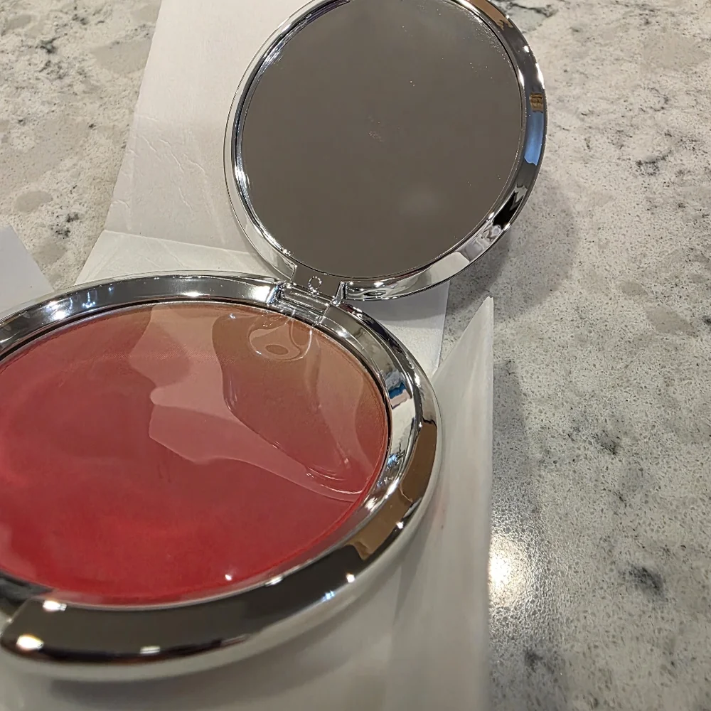 It Comestics CC + Ombré Radiance Blush Coral Flush Color Correcting NEW!